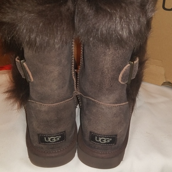 Ugg boots - Picture 4 of 8